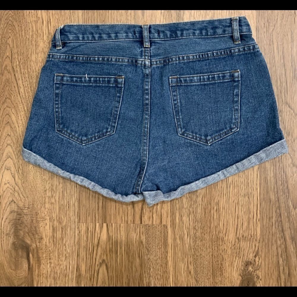 Forever 21 Denim Cuffed Short - Picture 2 of 3